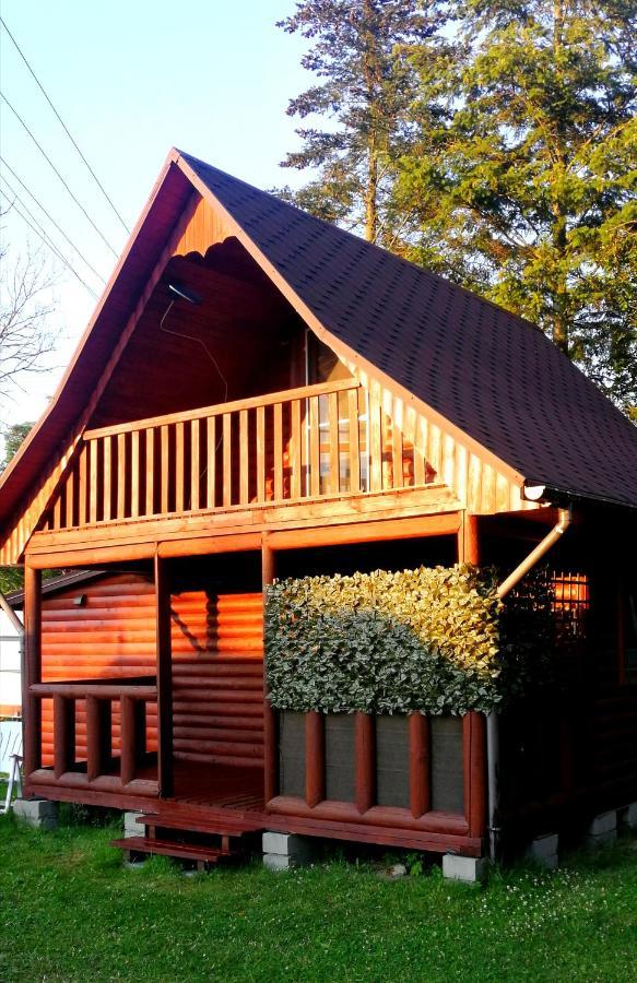 Prywatny Domek Janusz Jezierzany Exterior foto